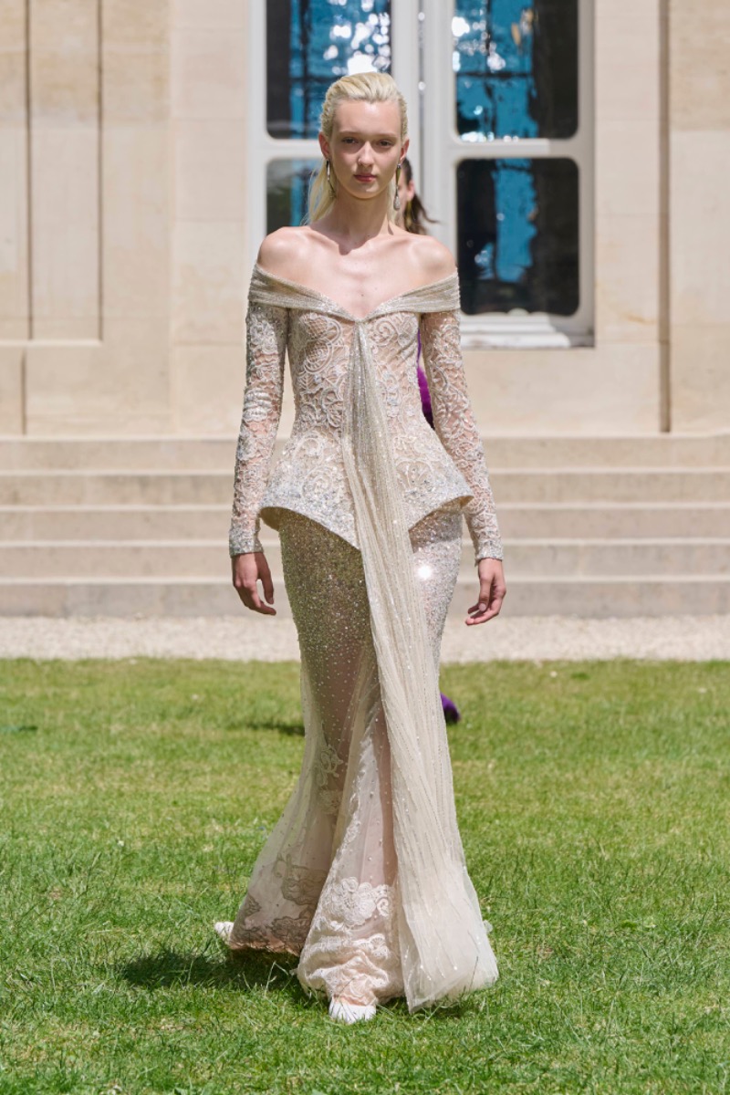 Georges Hobeika Haute Couture Automne Hiver 24-25